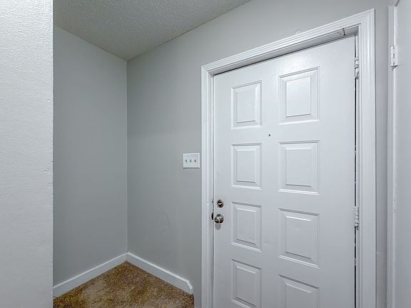 4th image of 3294 Nekoma Ln