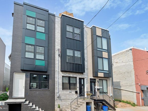 605 Emily St