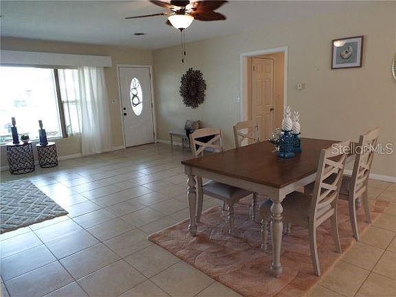 5th image of 609 Pineland Ave