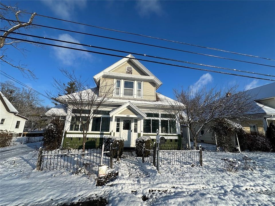1st image of 510 E Main St