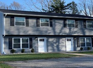 102-104 S 16th St, Chesterton, IN 46304
