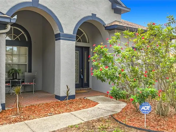 11607 Grove Arcade Dr, Riverview, FL 33569