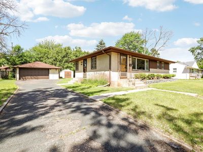 3609 Violet Ave N, Brooklyn Center, MN, 55429