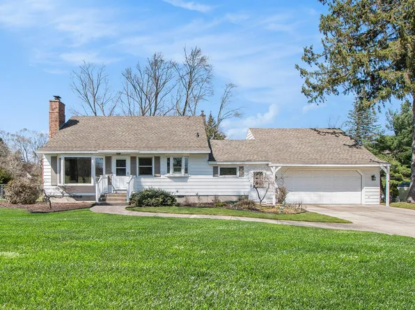 6565 Wendell St SE, Grand Rapids, MI 49546