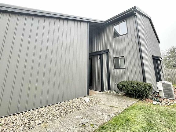 2nd image of 143 Private Drive 11202 Unit 8