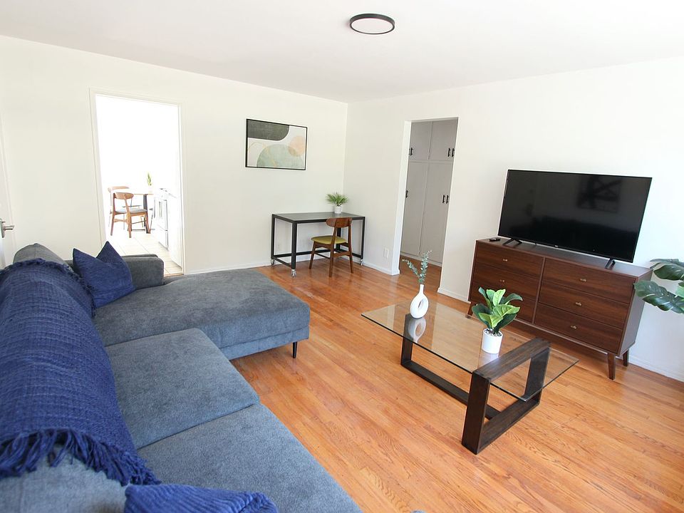 1st image of 7000 Franklin Ave #7014FS