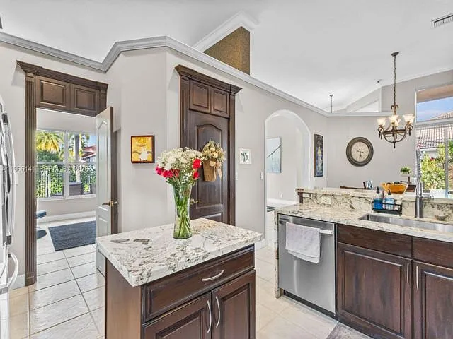 2488 Eagle Run Dr — Photo 11