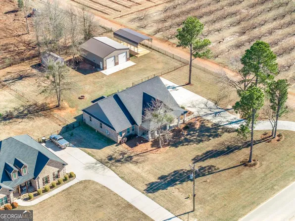 800 John E Sullivan Rd, Byron, GA 31008