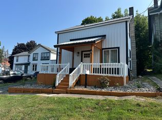 50 State St, Phoenix, NY 13135