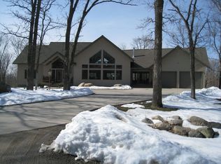 11085 Beehive Ct, Holdingford, MN 56340