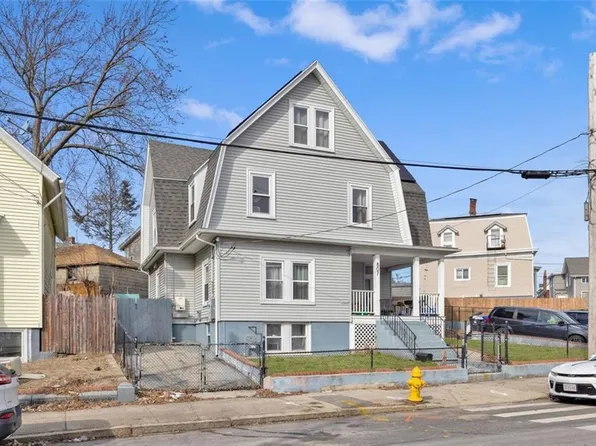 807 Main St, Pawtucket, RI 02860