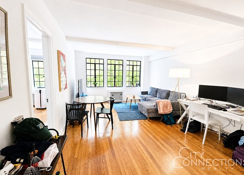 1st image of 321 E 43rd St APT 302