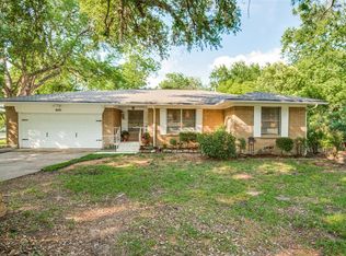 1019 E Windsor Dr, Denton, TX 76209