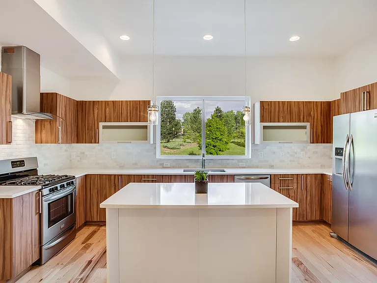 2248 W Powers Ave — Photo 6