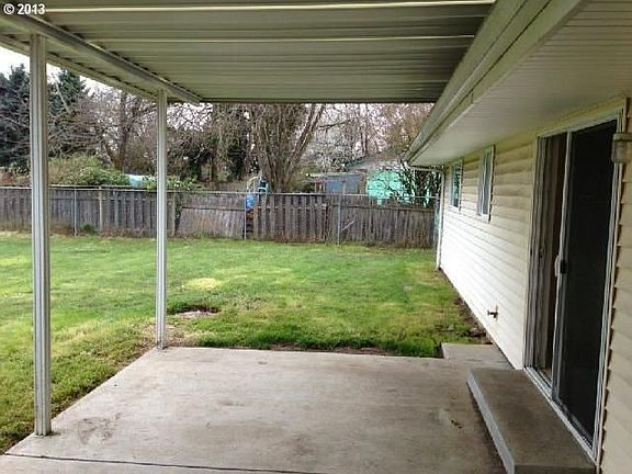 2nd image of 7905 NE Royal St