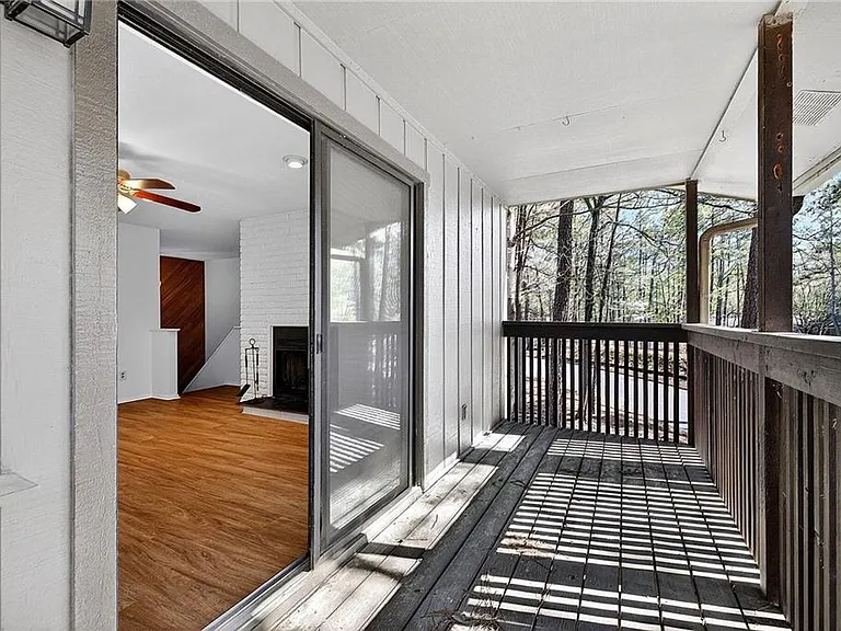903 Cumberland Ct SE — Photo 16