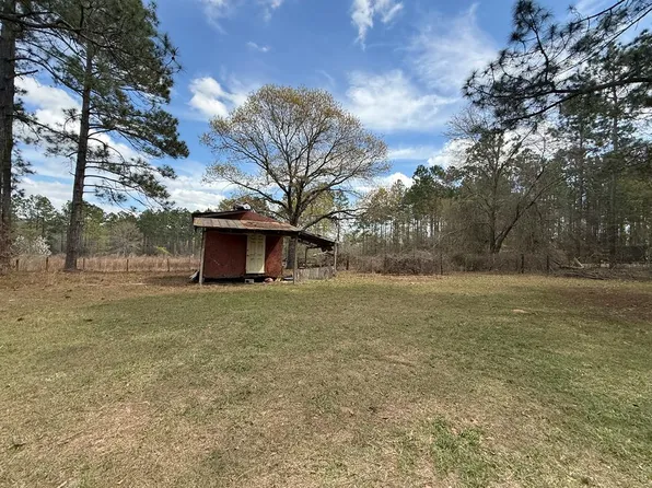 644 Sturgeon Creek Church Rd, Fitzgerald, GA 31750