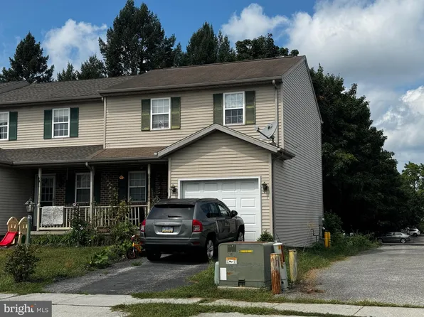 66 E Elm Ave, Hanover, PA 17331