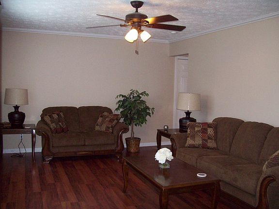 4th image of 4301 Parkview Ave