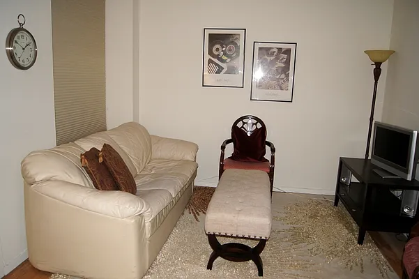 Rented by Corcoran | media 6
