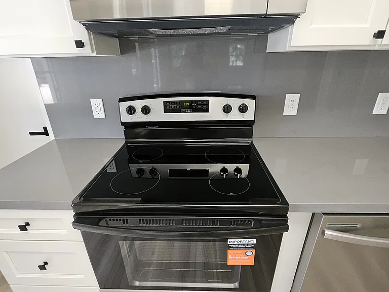 1159 Swanson Ln #1159 — Photo 8