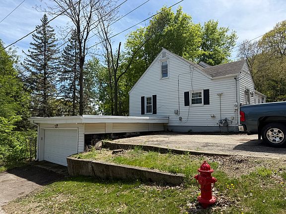 3rd image of 51 Glen Ave