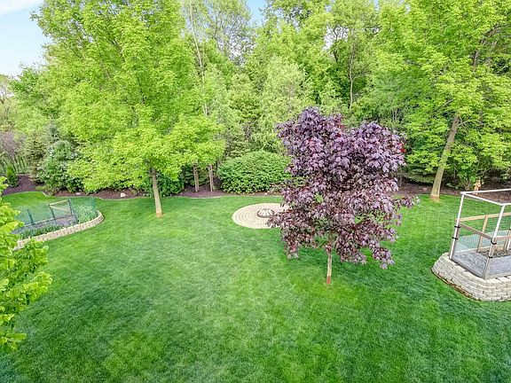 4th image of 10912 Tanglewood Ln N