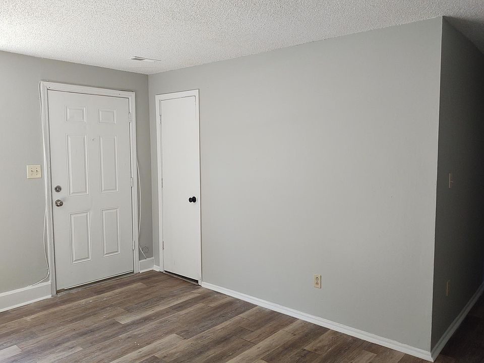 Entry Door and Coat Closet
