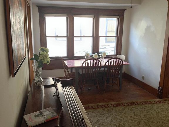 DINNING ROOM