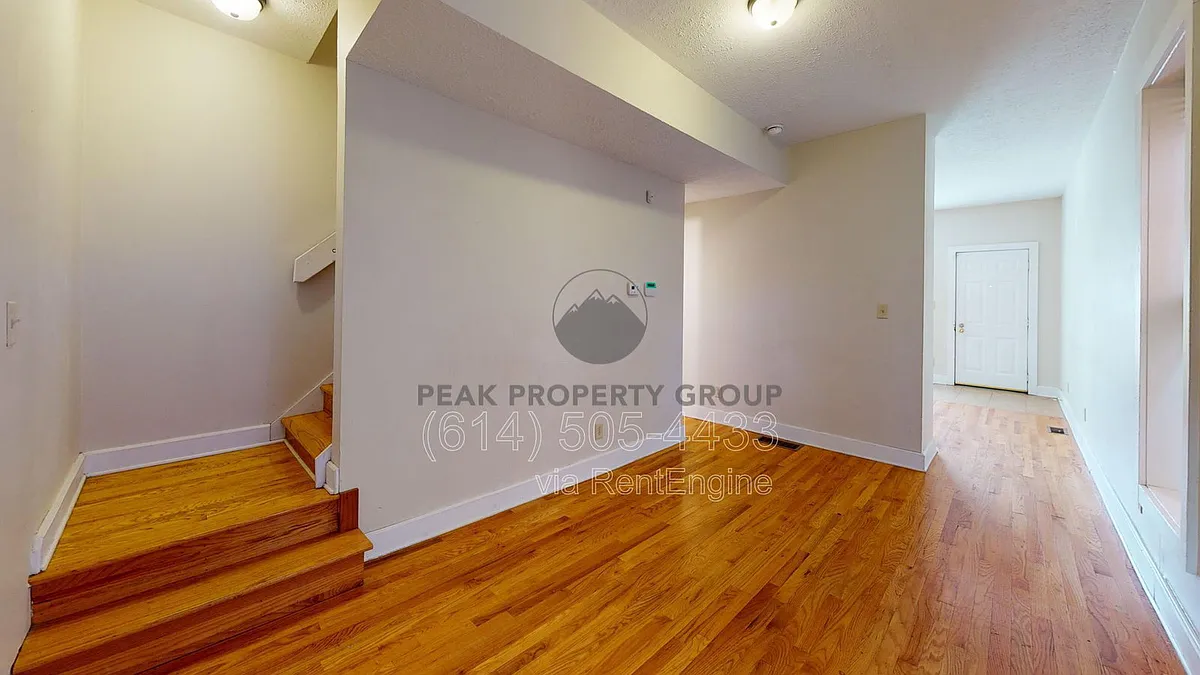 Building Photo - 1369 Indianola Ave