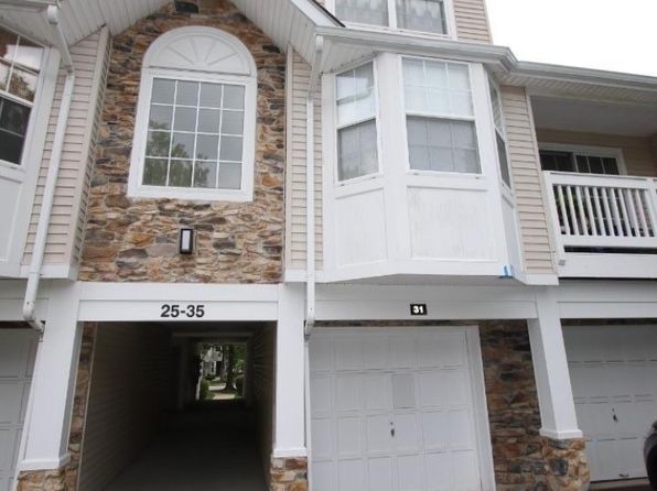 31 Loch Ln