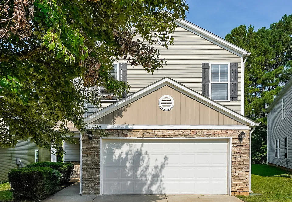 51 Valleyfield Dr