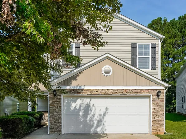 51 Valleyfield Dr, Clayton, NC 27527