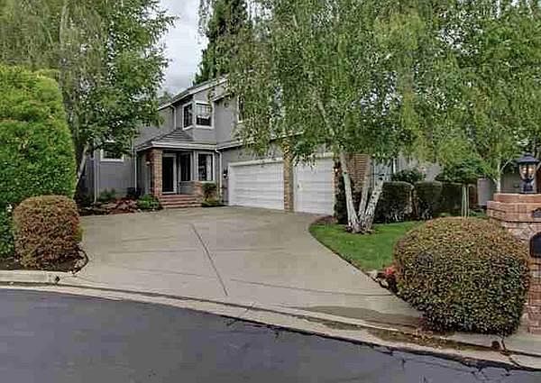 1st image of 1252 Whispering Oaks Dr