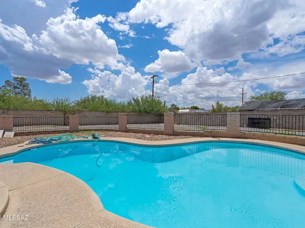 601 W Calle Antonia, Tucson, AZ 85706