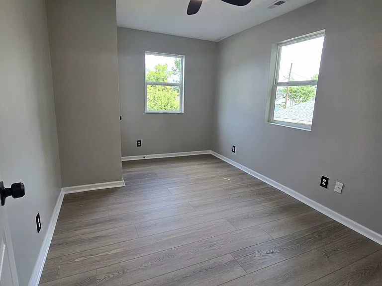 227 Blair Ave — Photo 7