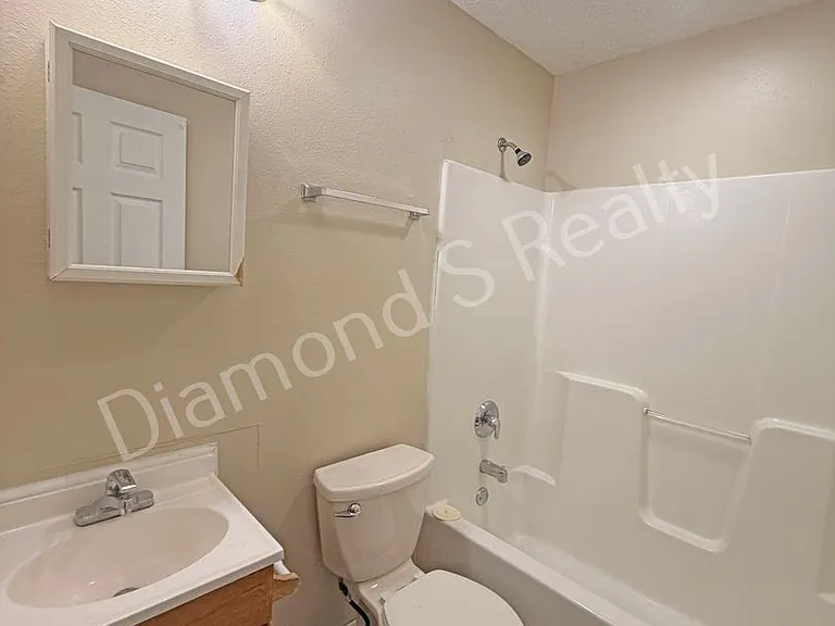 1452 N Ethyl Ave — Photo 28