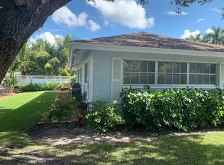 1499 3rd St S, Naples, FL 34102