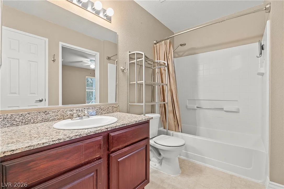 2 bed, 2.0 bath, 931 sqft, $1,050 — Photo 3