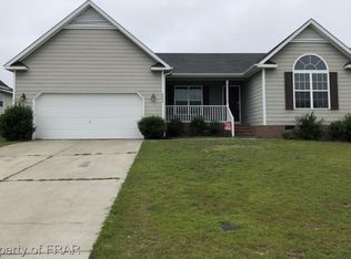 2240 Cliff Swallow Dr, Fayetteville, NC 28306