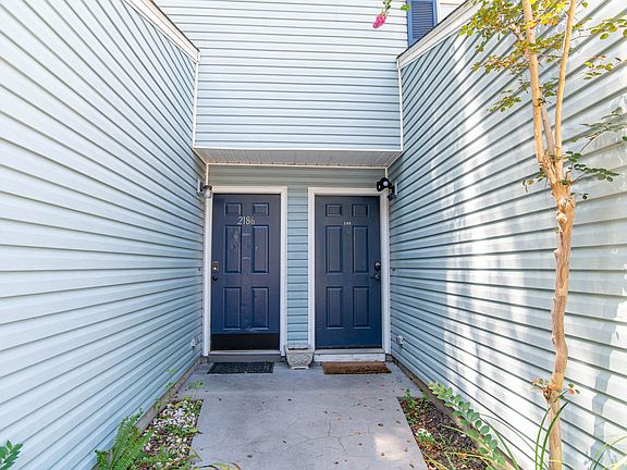 2nd image of 2186 Timberwood Cir N