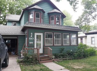 810 S Main St, Blue Earth, MN 56013