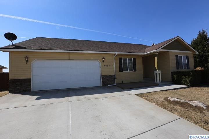 1st image of 3607 W 20th Ave