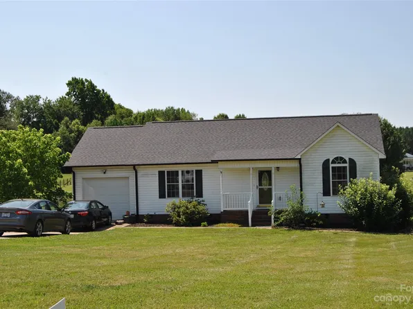 4651 Garys Pl, Crouse, NC 28033