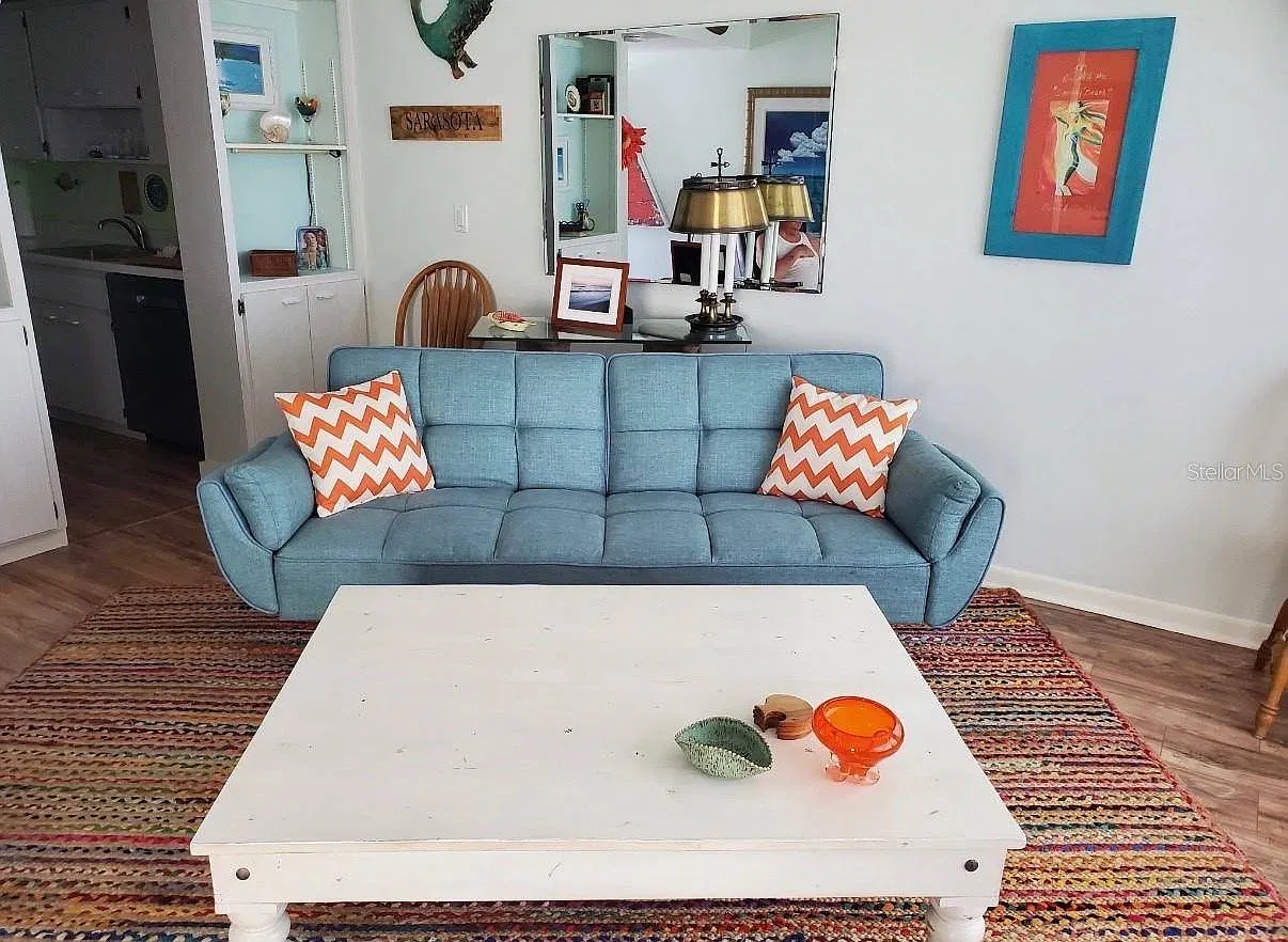 1 bed, 1.5 bath, 761 sqft, $2,000 — Photo 4