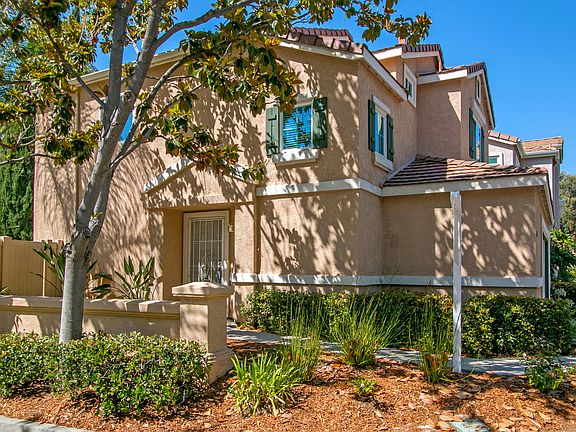 2nd image of 596 Summerholly Dr