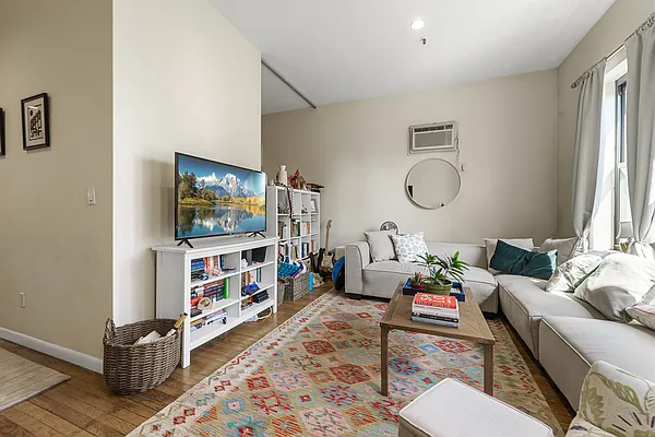 Rented by Corcoran | media 15