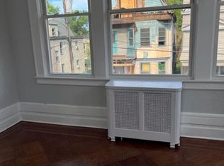 136 Hobson St, Newark, NJ 07112