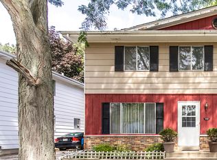 1510 87th Pl, Kenosha, WI 53143