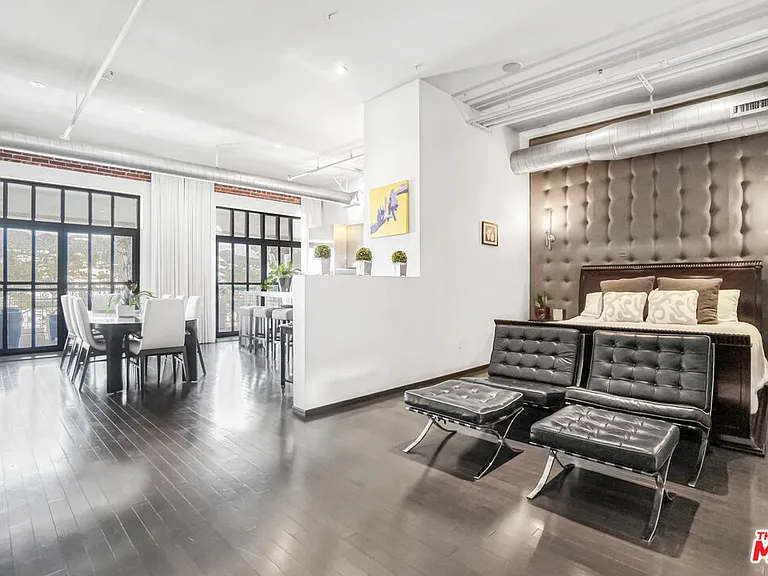 1645 Vine St #1007 — Photo 21